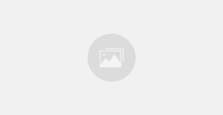 Full Width Featured Image with Sidebar