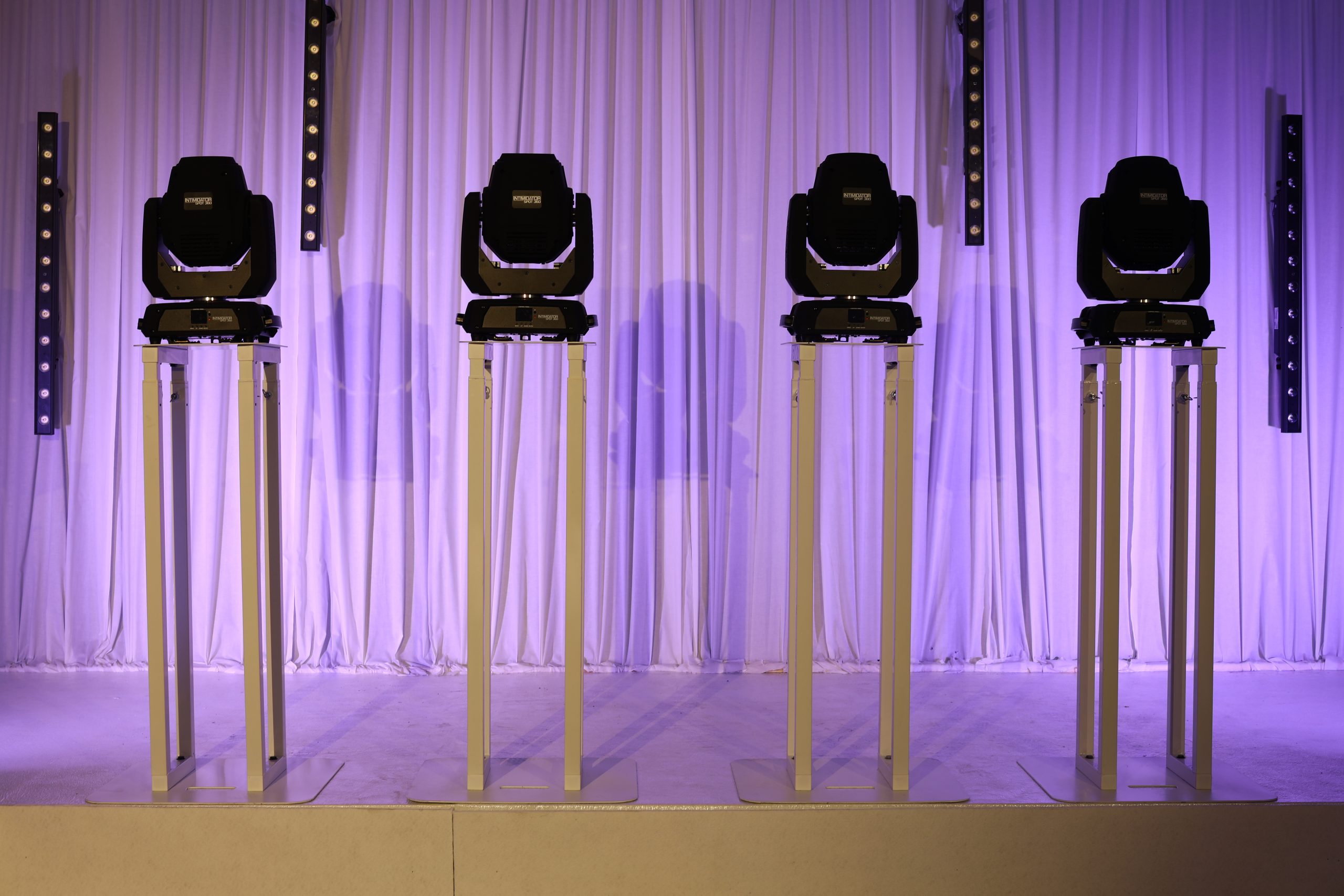 Plinths White Metal